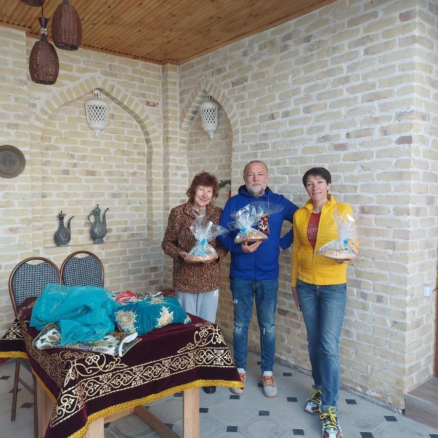 Old Safari Golden Location Guest House Buhara Kültér fotó